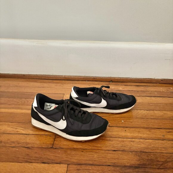Nike CK2351-001 Daybreak Vintage Style Black White Athletic Shoes Sneakers 7 - Picture 5 of 6